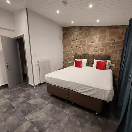 Hotel Parc Les Cigognes Albé