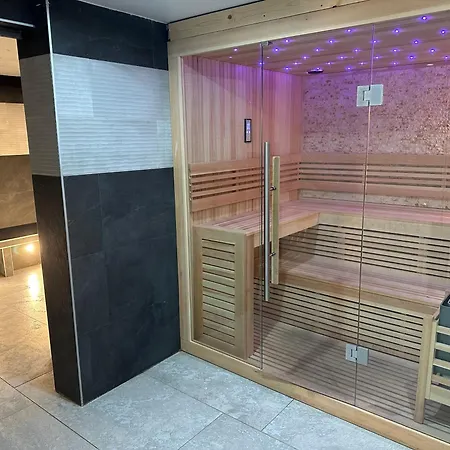 Parc Les Cigognes 3* Albé