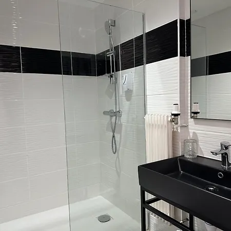 Parc Les Cigognes Hotel 3*