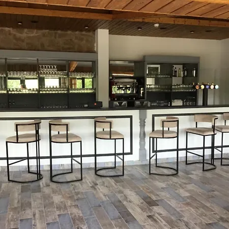 Parc Les Cigognes 3* Albé