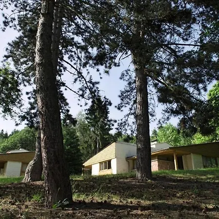 Parc Les Cigognes Hotel 3*